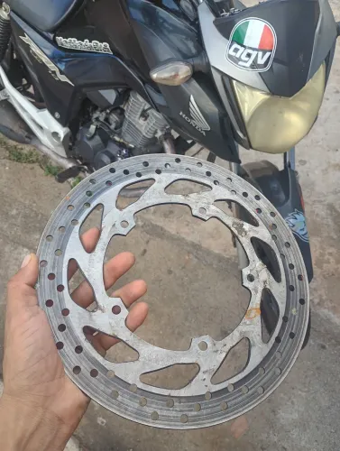 Freio a disco modelo fazer 250 ,estava numa faz modelo 19/20