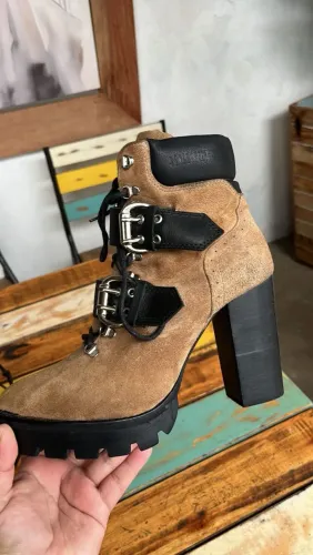 vendo bota santa lolla