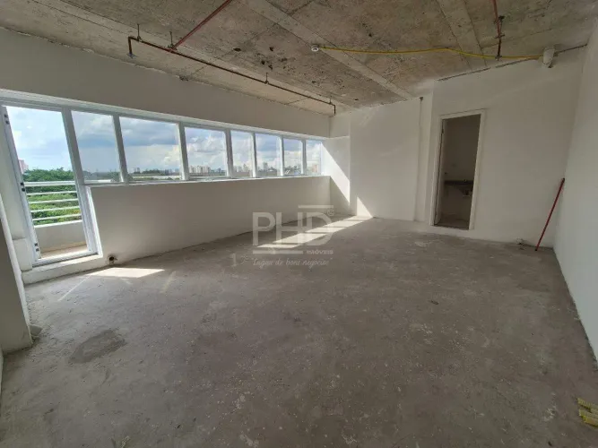 Sala Comercial de 55m² com Vaga de Garagem e Portaria 24h - Centro SBC