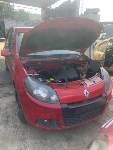 Sucata pra Retirada de peças Renault Sandero