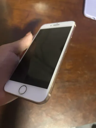 iPhone 8 Seminovo 