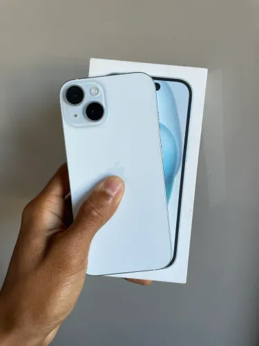 iPhone 15 128GB único dono