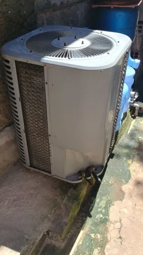 Condensadora agrato de 36 mil BTUs serpentina cobre funcionando perfeitamente 