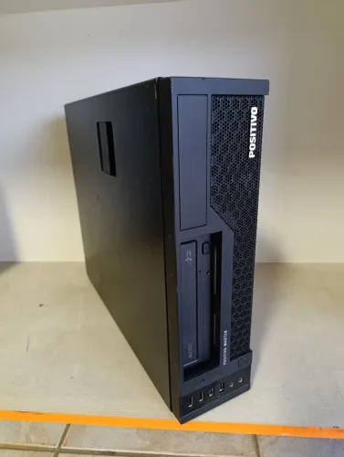 Gabinete slim com fonte