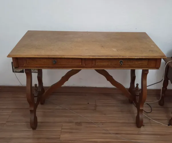 Escrivaninha cerejeira