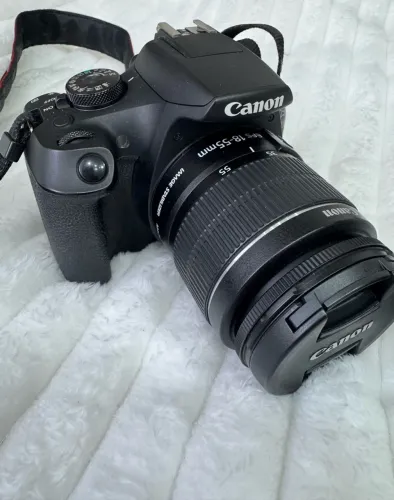 VENDO CÂNON Rebel T7 + lente 18-55 + bolsa e carregador original