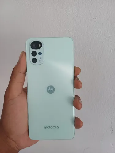 Moto G22 (Praticamente Novo!) - Sem Marcas de Uso