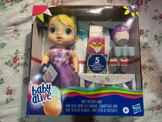 Boneca Baby Alive Bebê Festa de presentes