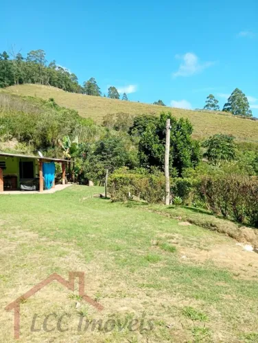 Chácara para Venda em Salesópolis, 2 dormitórios, 1 banheiro, 20 vagas