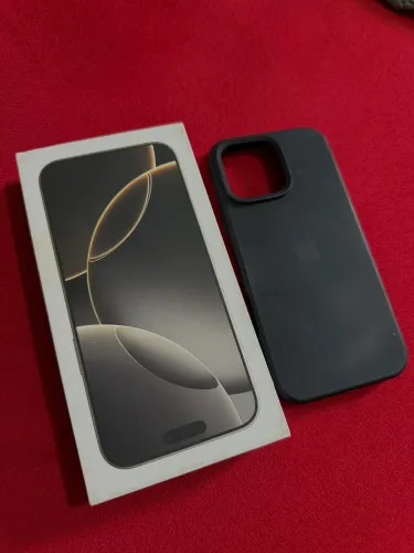 iPhone 16 Pro Max 256gb seminovo