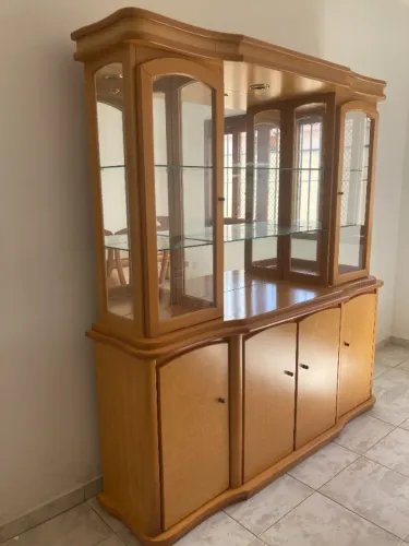 Cristaleira com Buffet