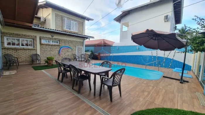 Casa com 4 quartos à venda, 345 m² - Jurerê - Florianópolis/SC