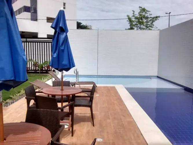 Alugo lindo e espaço apartamento de 2 qtos em Boa Viagem