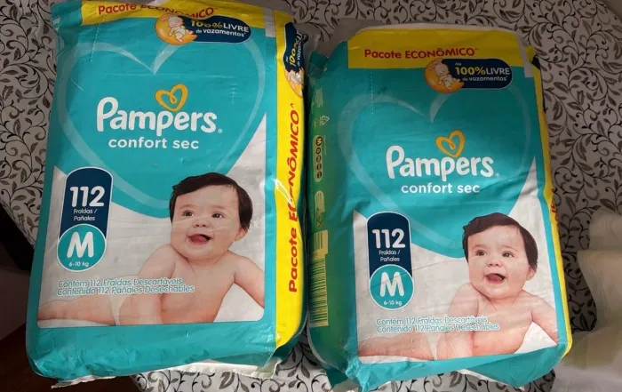 Fraldas Pampers M
