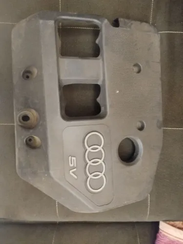 Capa motor Audi a3