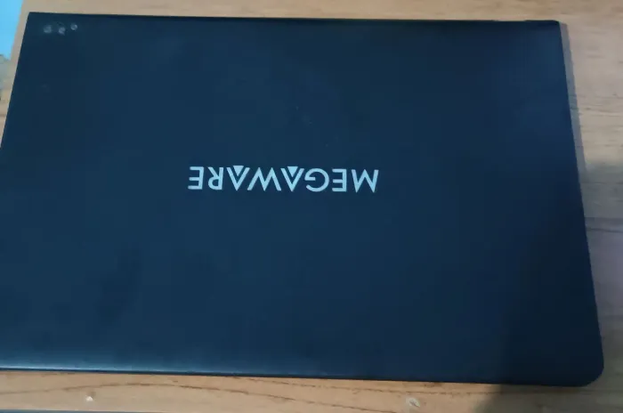 Notebook megawere sucata pra reaproveitar peças