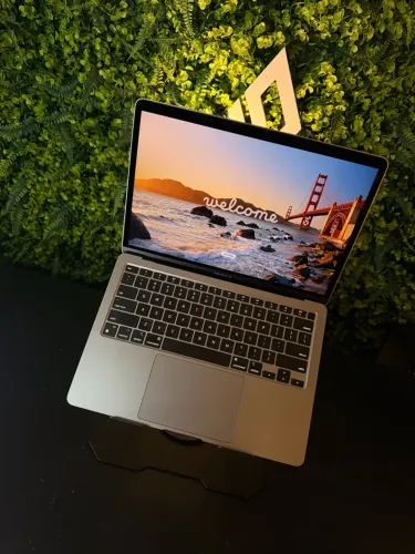 EXCELENTE MACBOOK AIR 13 2020 M1 8GB 256GB SSD 85% BATERIA | NF + GARANTIA