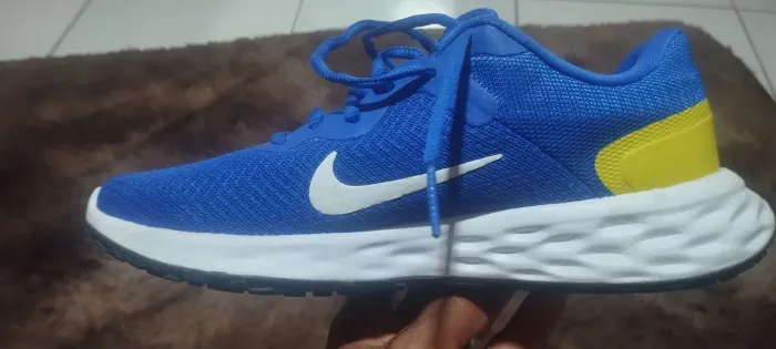 Tênis Nike revolution 6