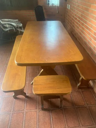 Conjunto de Mesa de Madeira Maciça Completo - Ideal para Churrasqueira / Varanda