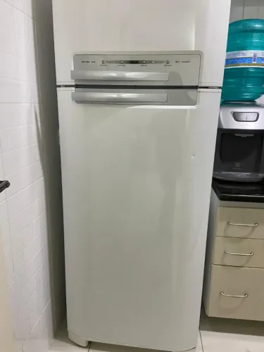 Geladoria Usada Electrolux DF48 - Branca