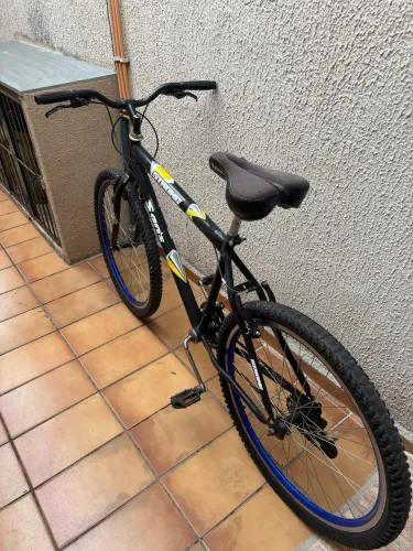 Bicicleta Jeans Strong Aro 26 - 6 Meses de Uso, Muito Conservada