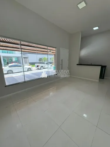 ARBRE  CASA DE 120 METROS, 4/4 SENDO 2 SUÍTES É 3 BANHEIROS