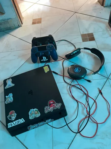 Play 4 novo sem defeitos