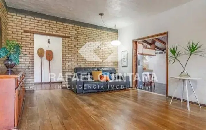VENDA: Casa 5 Quartos sendo 1 Suíte, 5 Vagas, 313m², Lagoa da Conceição, Florianópolis, SC