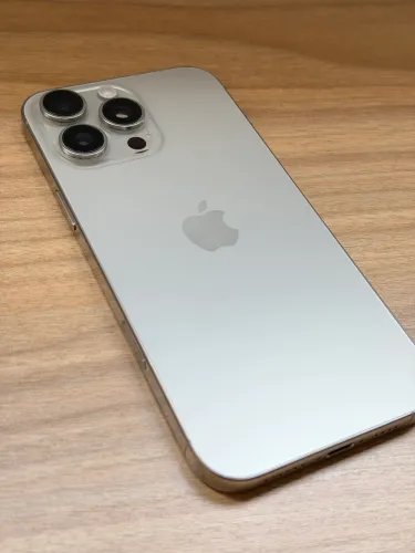 iPhone 16 Pro Max 512GB - Titânio Natural | Excelente Estado