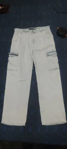 Calça jeans azul claro