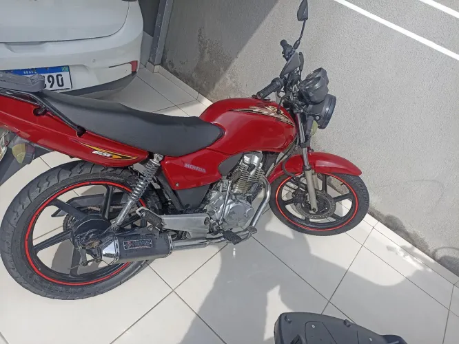 Moto Titan 125