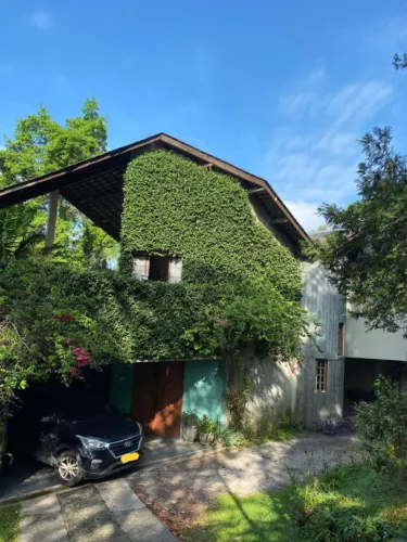 Casa à venda no Condomínio Iolanda em Taboão da Serra!
