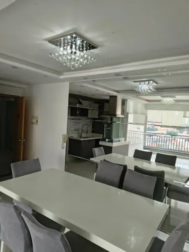 2 dorm. Com 2 suites e lavabo com 2 vagas