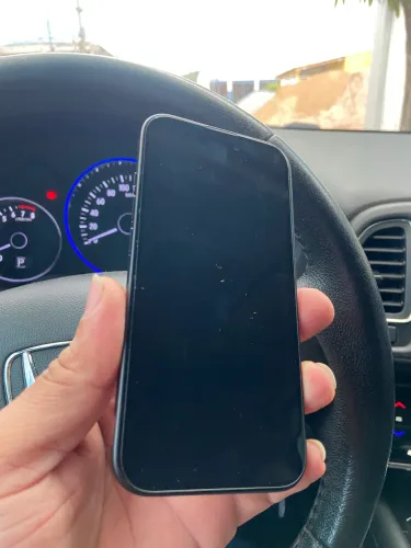 iPhone 15 256 GB semi-novo