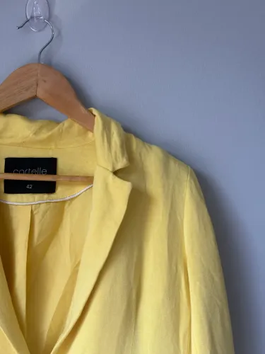 Blazer amarelo