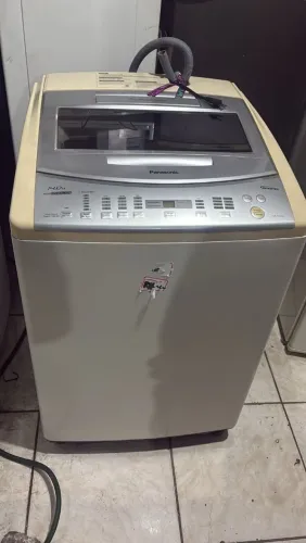 Vendo maquina de lavar semi nova com garantia
