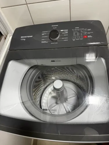 Máquina Brastemp 13kg / 1 ano de uso, único dono.