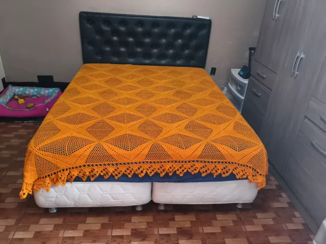 Colcha de crochê cama de casal  tamanho Queem