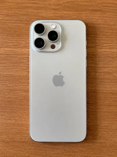 iPhone 15 Pro Max