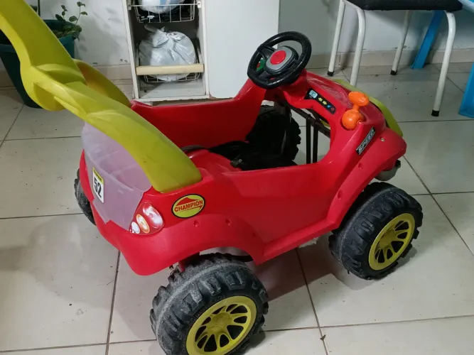 Carrinho infantil de passeio com empurrador