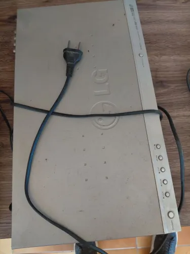 Vendo Dvd Lg em perfeito estado 100 reais com controle