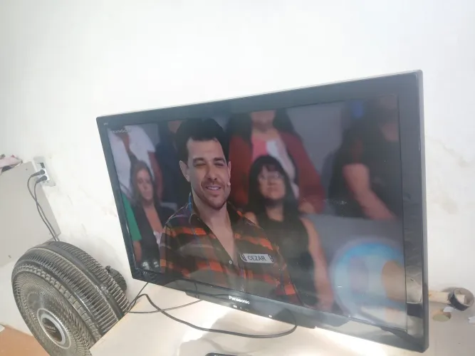 TV 42" 