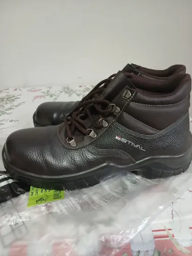 BOTA DE SEGURANÇA ESTIVAL EM COURO ORIGINAL TAMANHO 41 NOVA NA EMBALAGEM