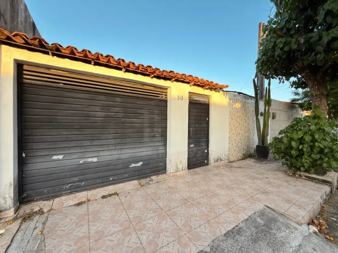 Casa no Condominio Recanto das Estrelas - Reformada