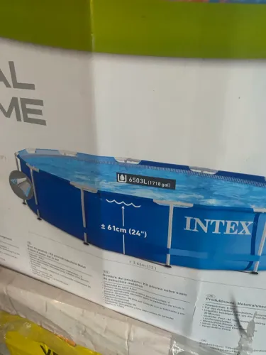 Vendo piscina 6mil litros- só chamar no privado?