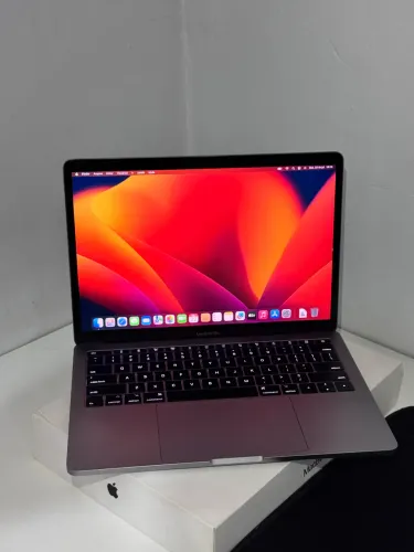 MacBook PRO 2017 16gb R$2.999.00