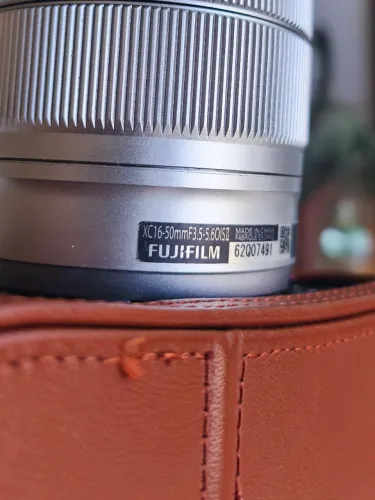 Câmera Fujifilm X-EX2s mirrorless sem uso