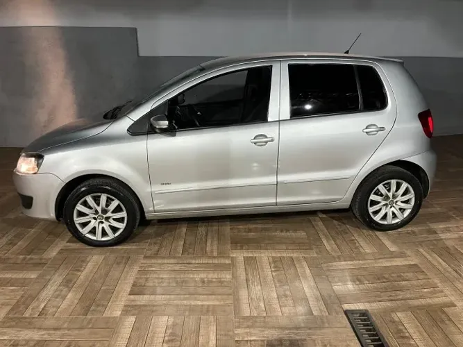 Volkswagen Fox 1.0 MI Total Flex 8V 5P 2011