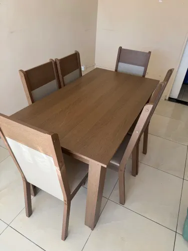 Mesa 6 cadeiras