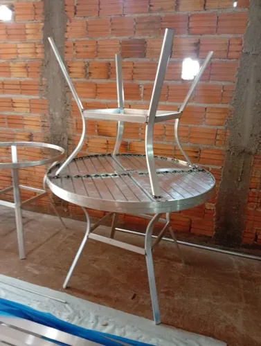 Mesa ripada redonda 1 m